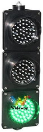 100 mm Traffic Light Three Aspect 2 (3)