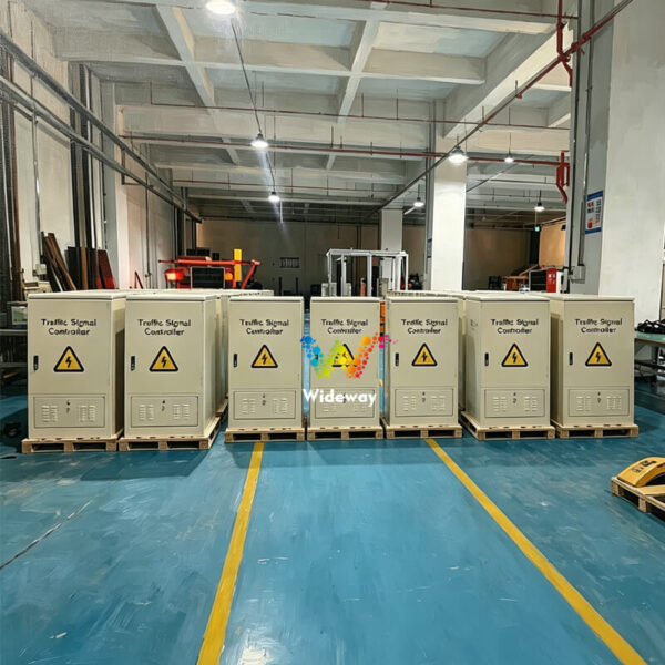 22 Channel Traffic Signal Controller (3)