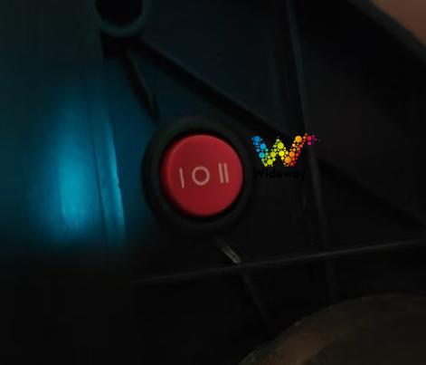 300 Type Solar Blue Flashing Light 4 (1)