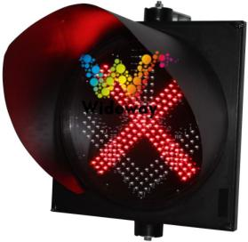 400mm Red Cross Green Arrow Light 1