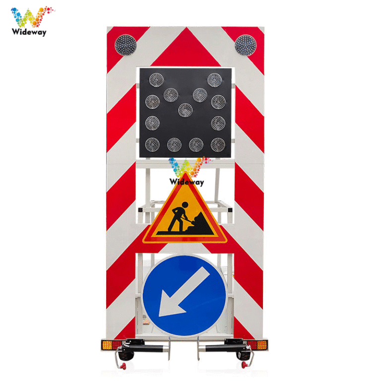 Solar Arrow Boards With Trailers 2