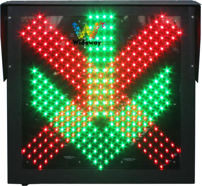 600 Single Sided In Line Canopy Traffic Light